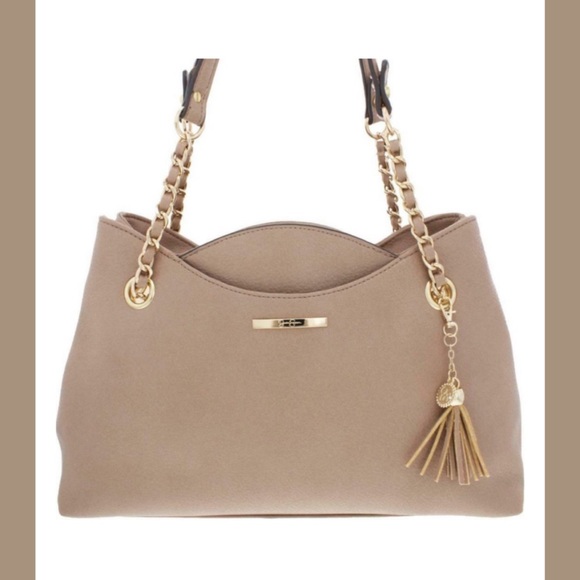 SOLD!!NWT- Jessica Simpson Purse - Picture 2 of 9